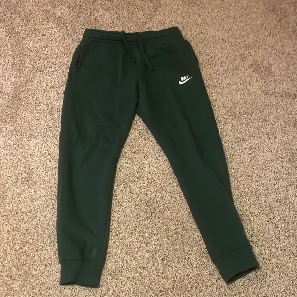 Green nike sweatpants